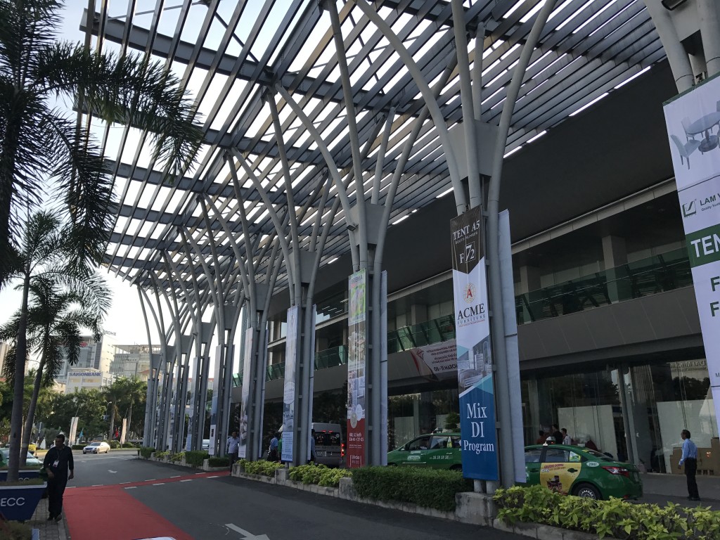 IMG_7602 展示会場エントランス