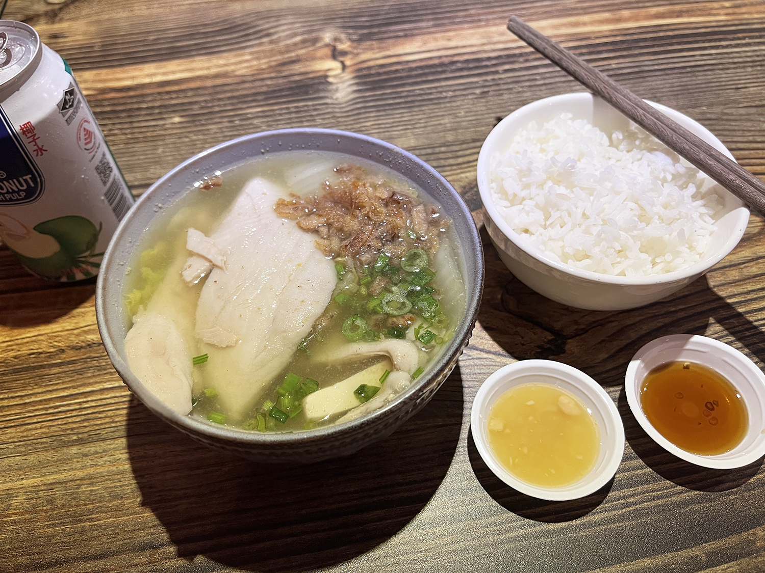 スライスフィッシュスープ